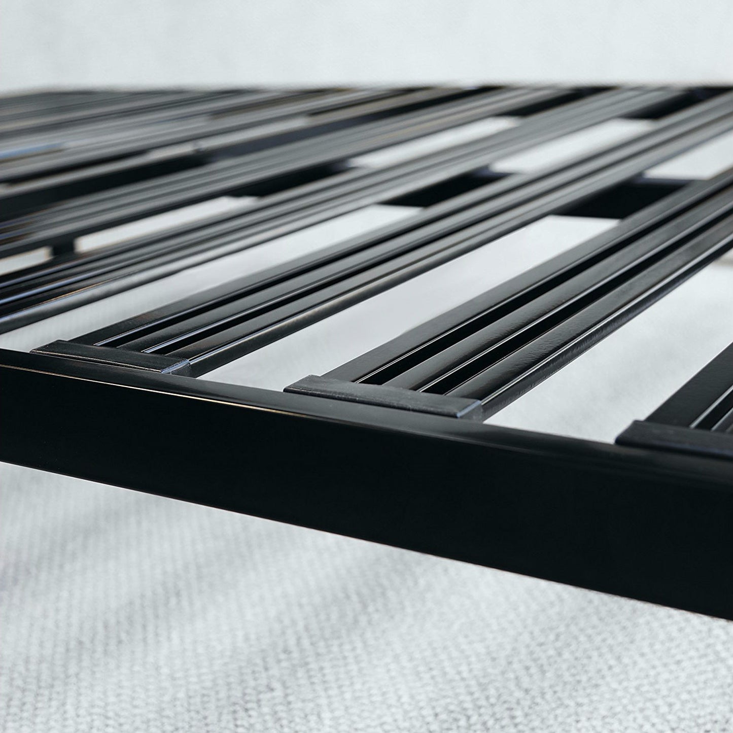Twin size Heavy Duty Metal Platform Bed Frame with Wide Steel Slats