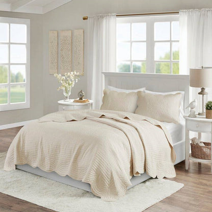 Full/Queen Size 3 Piece Reversible Scalloped Edges Microfiber Quilt Set in Cream