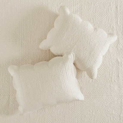 Full/Queen Size 3 Piece Reversible Scalloped Edges Microfiber Quilt Set in Cream