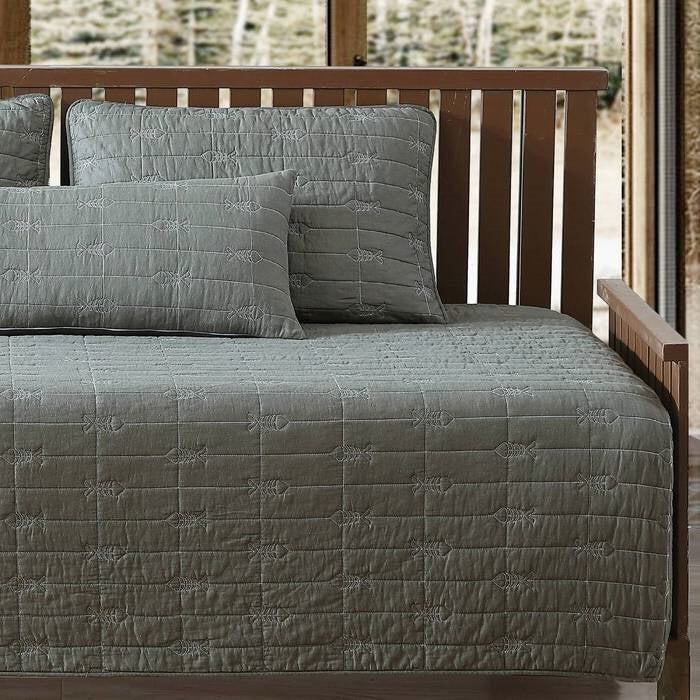 Lightweight Green Brick Fish 4 Piece Cotton Daybed Set