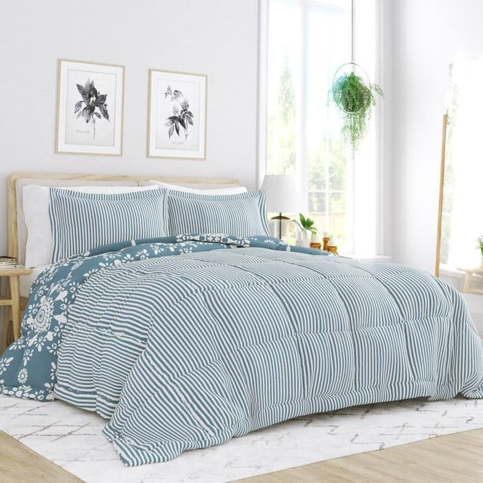 Full/Queen 3 Piece Blue Reversible Daisy Medallion Striped Comforter Set