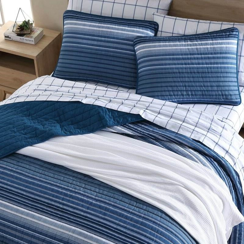 Full/Queen Size Coastal Blue Stripe Reversible 100% Cotton Quilt Set