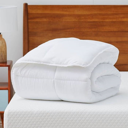 King Size All Seasons Plush White Polyester Down Alternative Comforter