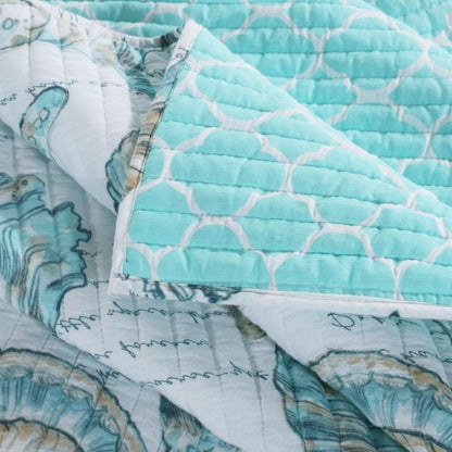 King Size Coastal Seashells 3 Piece Polyester Reversible Quilt Set
