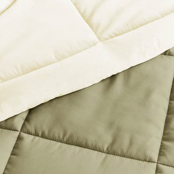 King/Cal King 3-Piece Microfiber Reversible Comforter Set Green/Cream