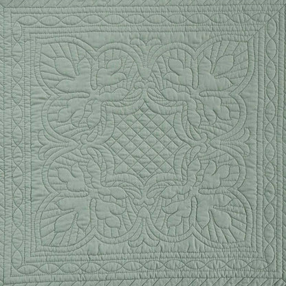 Full/Queen Size 3 Piece Reversible Scalloped Edges Microfiber Quilt Set in Seafoam