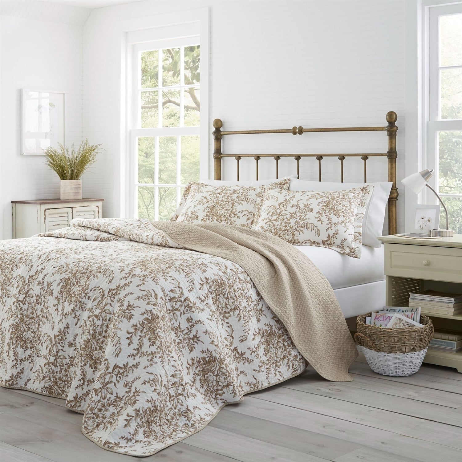 3 Piece Bed In A Bag Bohemian Tan Floral Cotton Quilt Set King Size