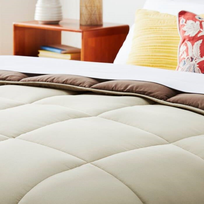 Twin Size All Seasons Plush Beige/Brown Reversible Polyester Down Alternative Comforter
