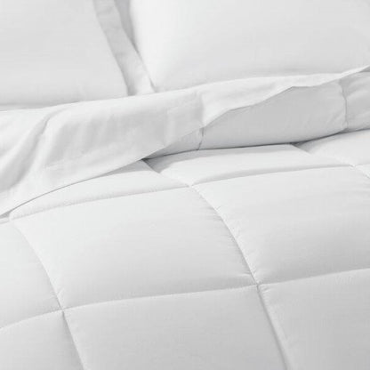 California King Microfiber Baffle-Box 6-Piece Reversible Bed In A Bag in White