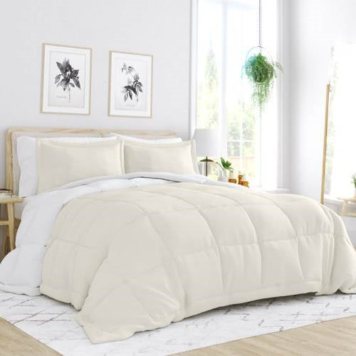 King/Cal King 3-Piece Microfiber Reversible Comforter Set White/Cream