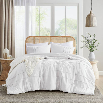 Full/Queen Microfiber Pleated Soft Washed Comforter Set White