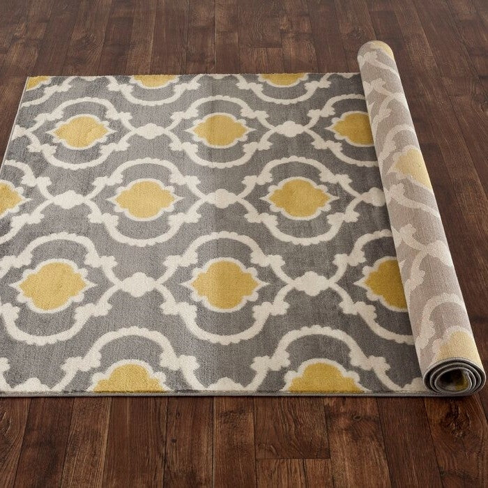 5'3" x 7' Grey Yellow Trellis Geometric Polpropylene Area Rug