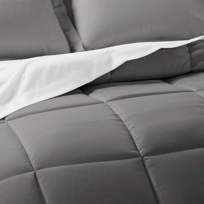 Full Size Microfiber Baffle-Box 8-Piece Reversible Bed In A Bag in Grey